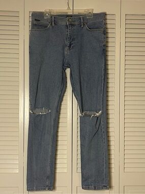 BDG Straight-Leg Distressed Jeans